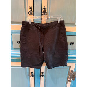 Women's Danskin Now Black Athletic Shorts L